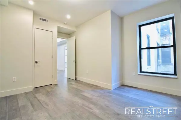 3 bedrooms apartment for rent in Crown Heights - Brooklyn, New York