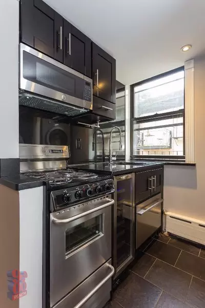 3 bedrooms apartment for rent in East Village - Manhattan, New York