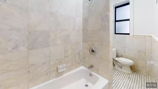 3 bedrooms apartment for rent in Midtown West - Manhattan, New York