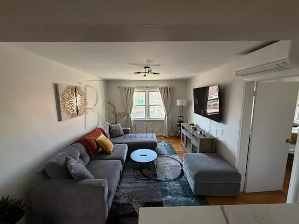 2 bedrooms apartment for rent in Astoria - Queens, New York