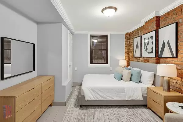 4 bedrooms apartment for rent in East Village - Manhattan, New York