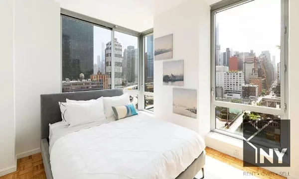 3 bedrooms apartment for rent in Midtown West - Manhattan, New York