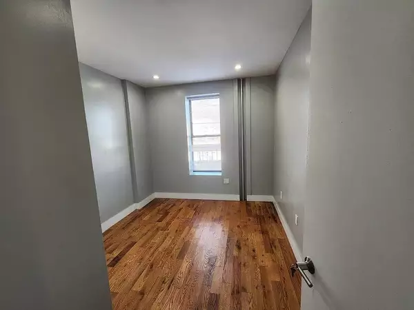 3 bedrooms apartment for rent in Washington Heights - Manhattan, New York