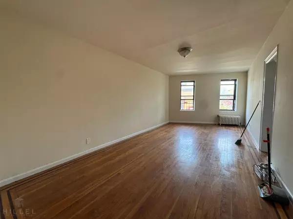2 bedrooms apartment for rent in Flushing - Queens, New York