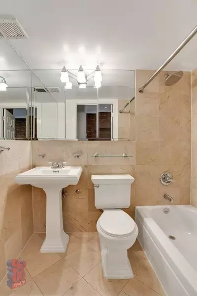 3 bedrooms apartment for rent in East Village - Manhattan, New York