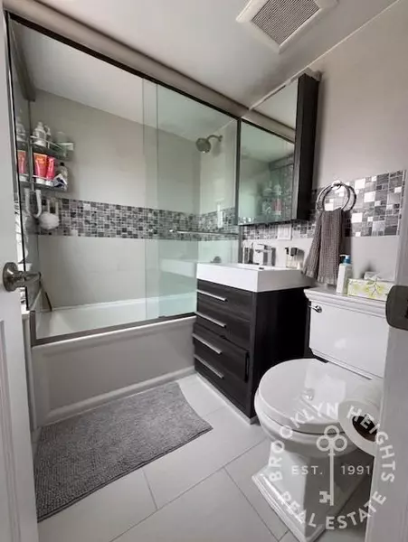 2 bedrooms apartment for rent in Columbia Street Waterfront - Brooklyn, New York