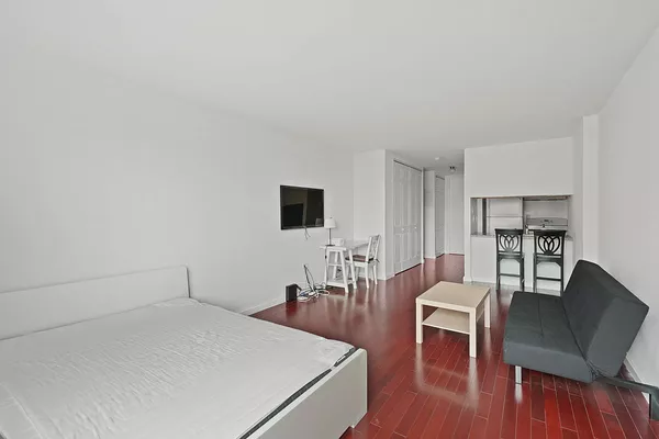 Studio Apartment for rent in Midtown West - Manhattan, New York