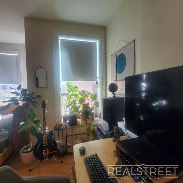 Studio Apartment for rent in Brooklyn Heights - Brooklyn, New York