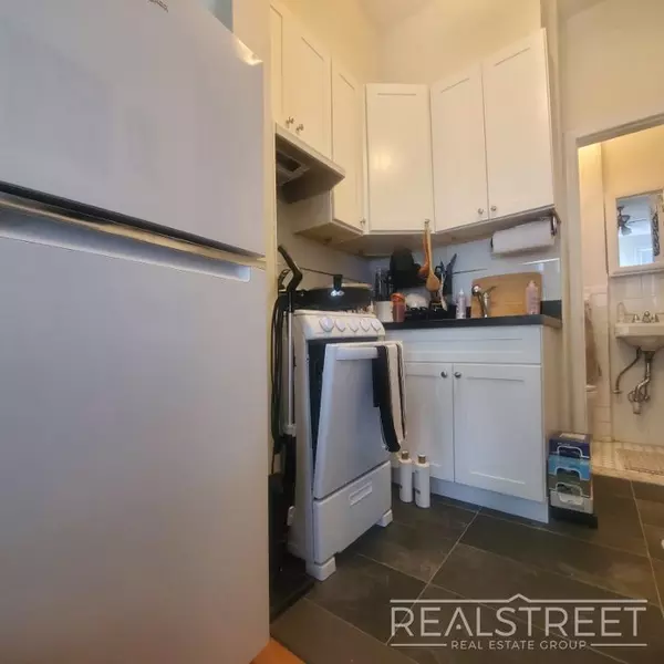 Studio Apartment for rent in Brooklyn Heights - Brooklyn, New York