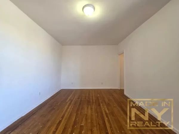 2 bedrooms apartment for rent in Flushing - Queens, New York
