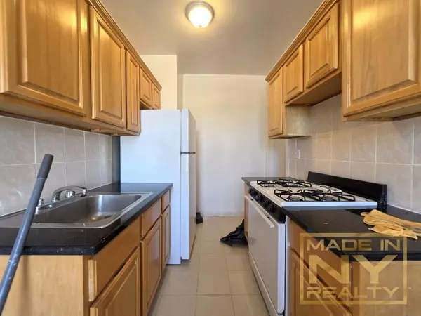 2 bedrooms apartment for rent in Flushing - Queens, New York