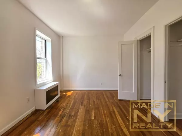 2 bedrooms apartment for rent in Flushing - Queens, New York