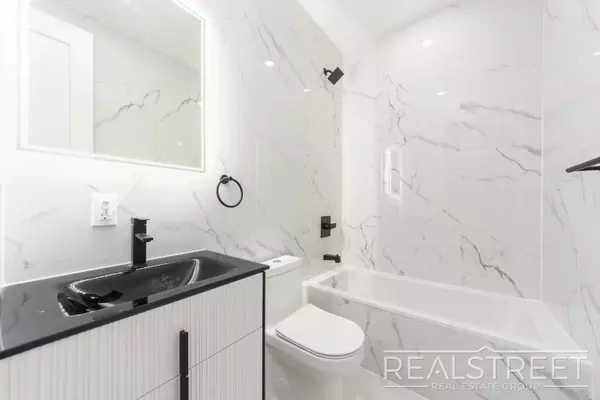 2 bedrooms apartment for rent in Flatbush Ditmas Park - Brooklyn, New York