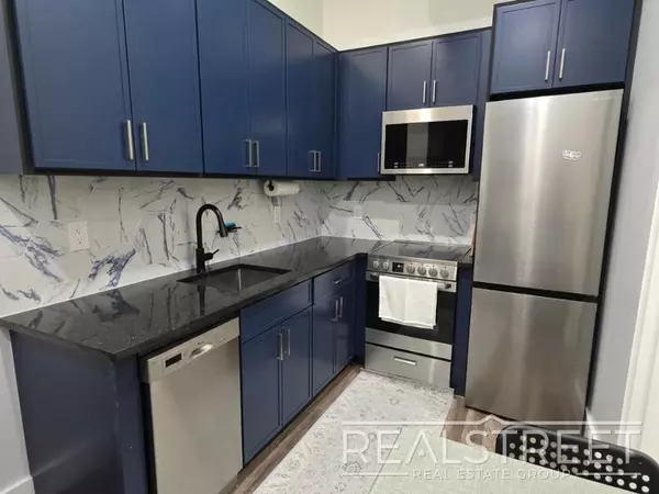 Studio Apartment for rent in Flatbush Ditmas Park - Brooklyn, New York