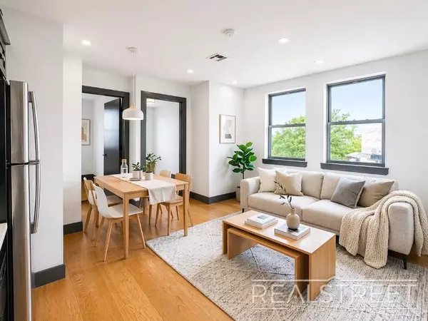 3 bedrooms apartment for rent in Downtown Brooklyn - Brooklyn, New York