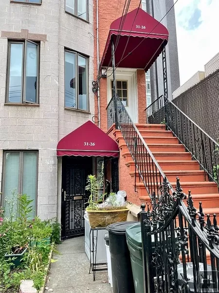 2 bedrooms apartment for rent in Astoria - Queens, New York