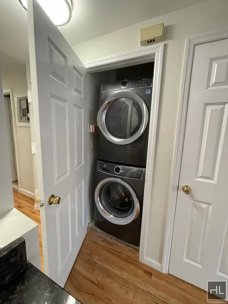 2 bedrooms apartment for rent in Astoria - Queens, New York