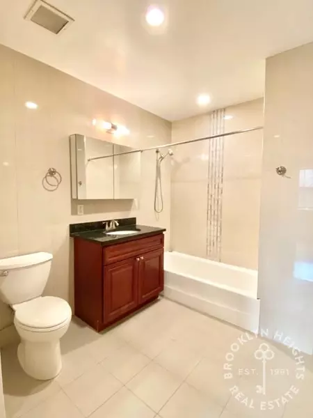 2 bedrooms apartment for rent in Brooklyn Heights - Brooklyn, New York