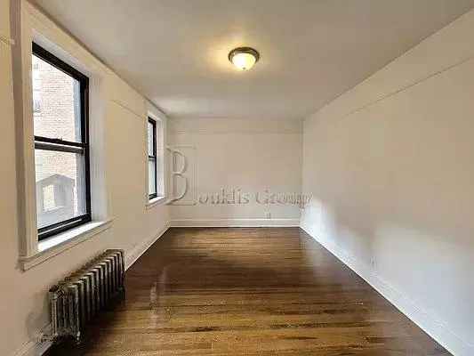 2 bedrooms apartment for rent in Astoria - Queens, New York