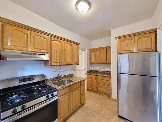 2 bedrooms apartment for rent in Astoria - Queens, New York