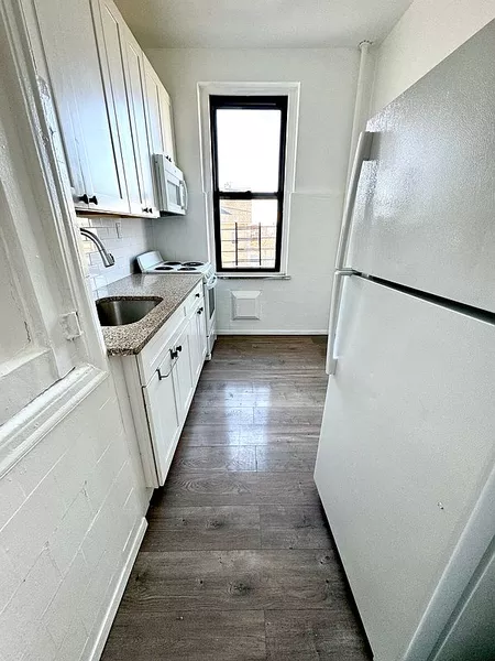 1 bedroom apartment for rent in The Rockaways - Queens, New York