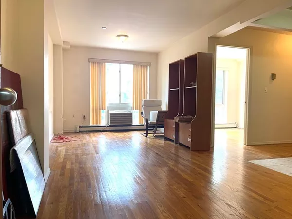 2 bedrooms apartment for rent in Astoria - Queens, New York