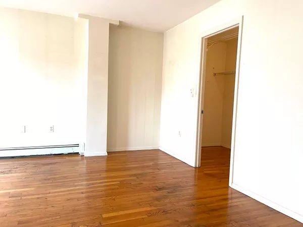 2 bedrooms apartment for rent in Astoria - Queens, New York