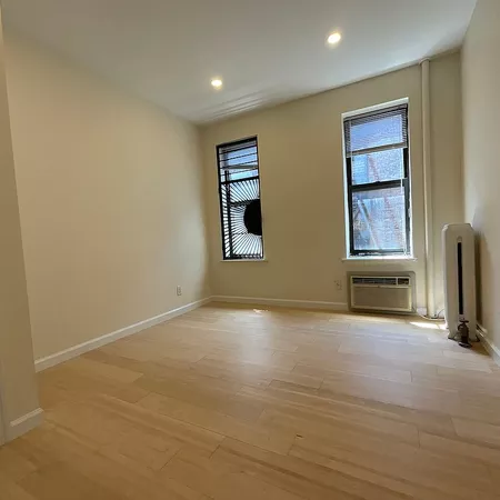 3 bedrooms apartment for rent in Washington Heights - Manhattan, New York