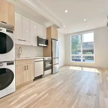 3 bedrooms apartment for rent in Greenpoint - Brooklyn, New York