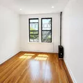 3 bedrooms apartment for rent in Astoria - Queens, New York