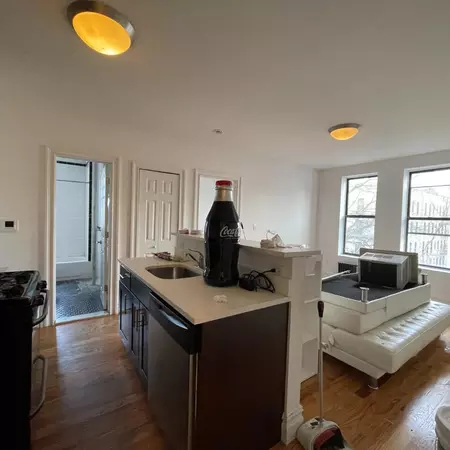 2 bedrooms apartment for rent in Astoria - Queens, New York