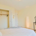 Coliving in Oakridge - West Van, Vancouver