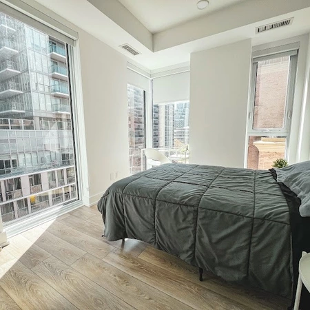 Coliving in Yonge-Eglinton - Midtown TO, Toronto