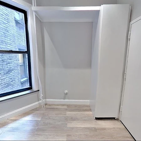 Studio Apartment for rent in Midtown West - Manhattan, New York