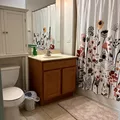 Room for rent in Loop #5
