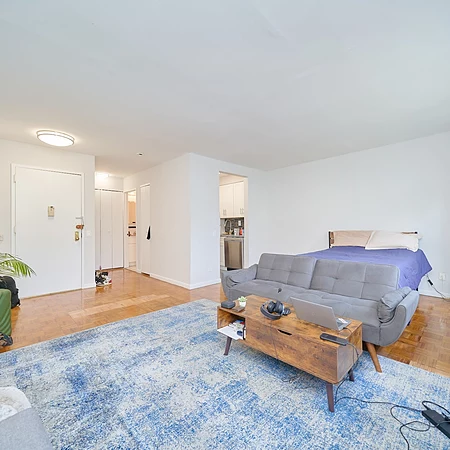 Studio Apartment for rent in Midtown West - Manhattan, New York