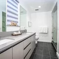 Room for rent in Larchmont #4