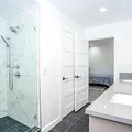 Room for rent in Larchmont #3